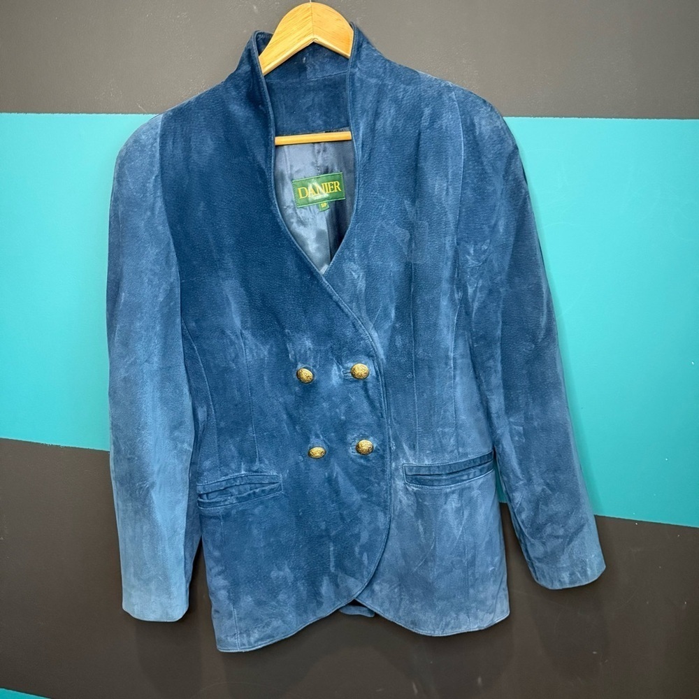 Danier women Blue Suede Blazer and Skirt set size 8 - Picture 4 of 15